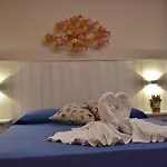 Marina Blu Nocleg ze śniadaniem 4*