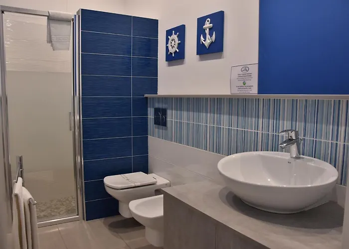 Marina Blu Bed & Breakfast 3*