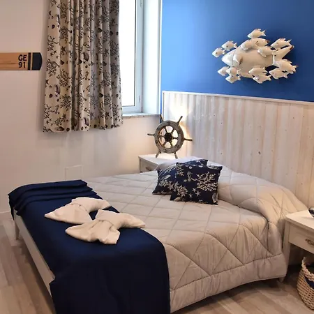 Couette-café Marina Blu 4*