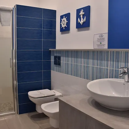 Couette-café Marina Blu 4*