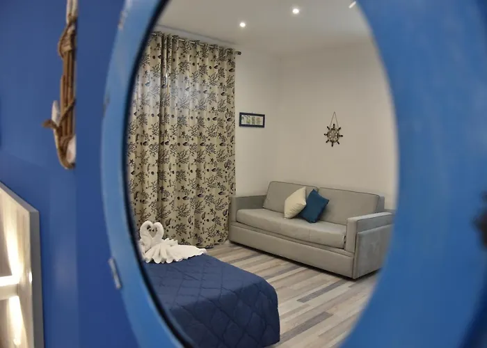 Marina Blu Bed & Breakfast 3*